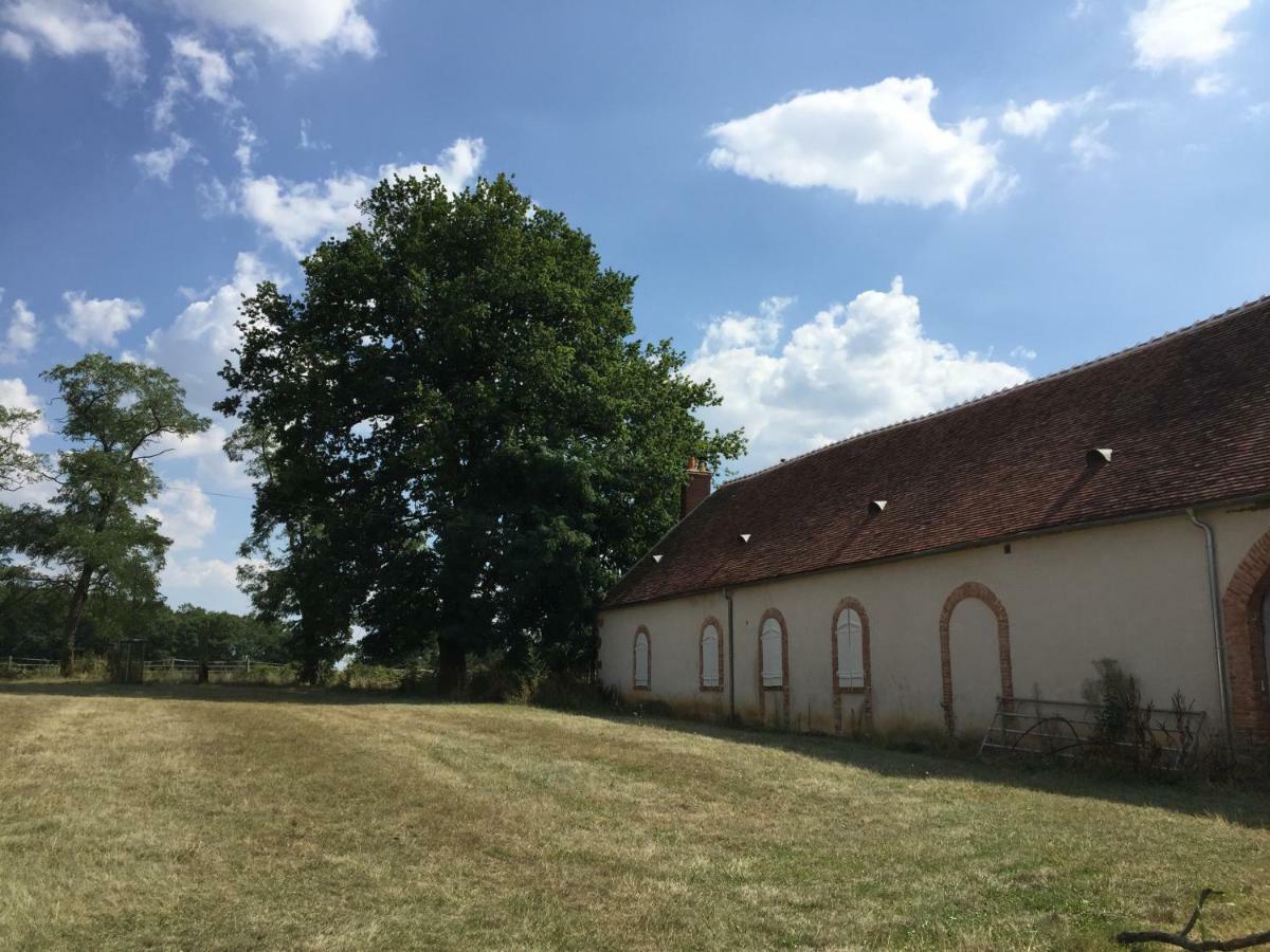 Maison Du Fermier Epineuil-le-Fleuriel Exterior foto